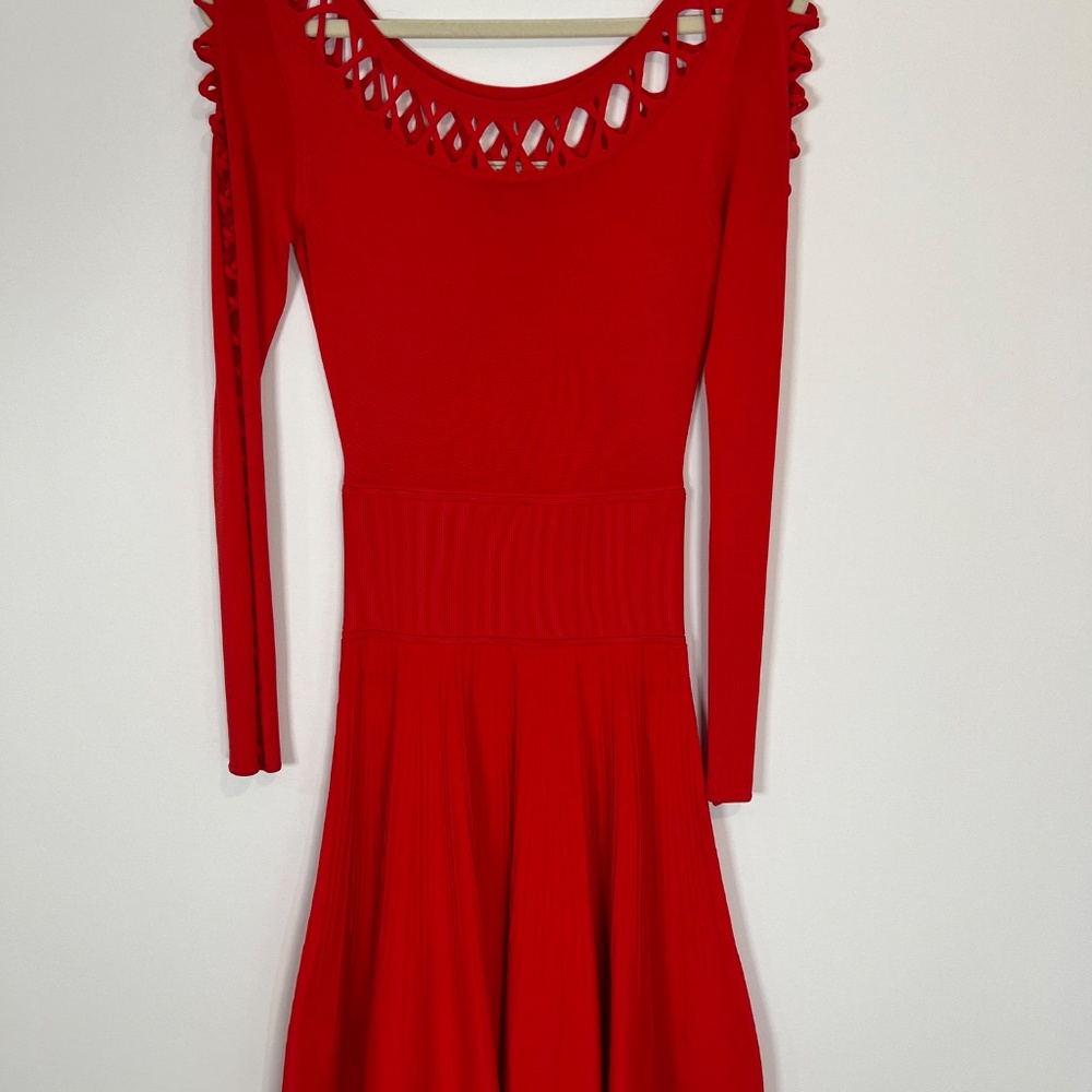 Dress - Picture 4 of 4